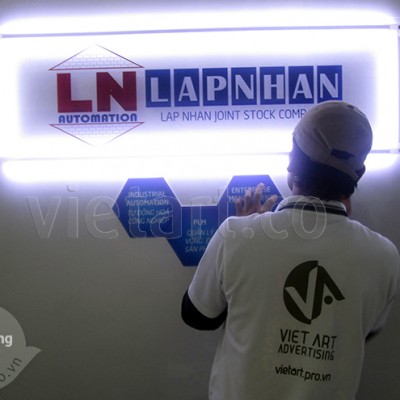 Thi công gian hàng Lập Nhân 2